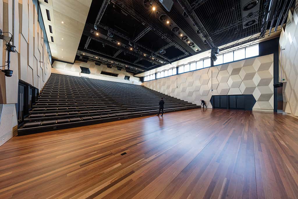 PLAYHOUSE-SEATING1-pichi