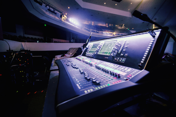 allen & heath dlive at dream city church arizona