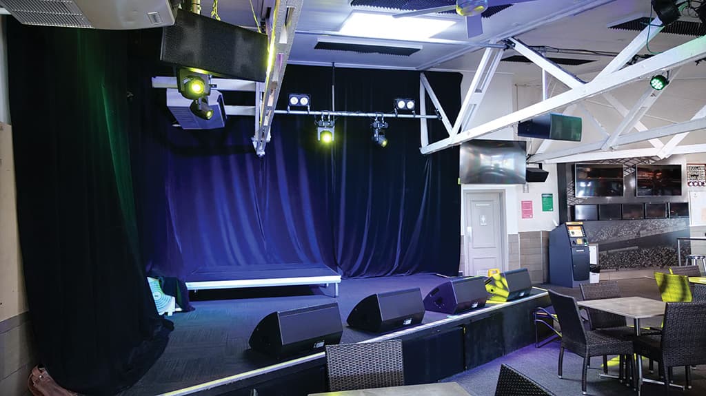 TorquayStage-pichi