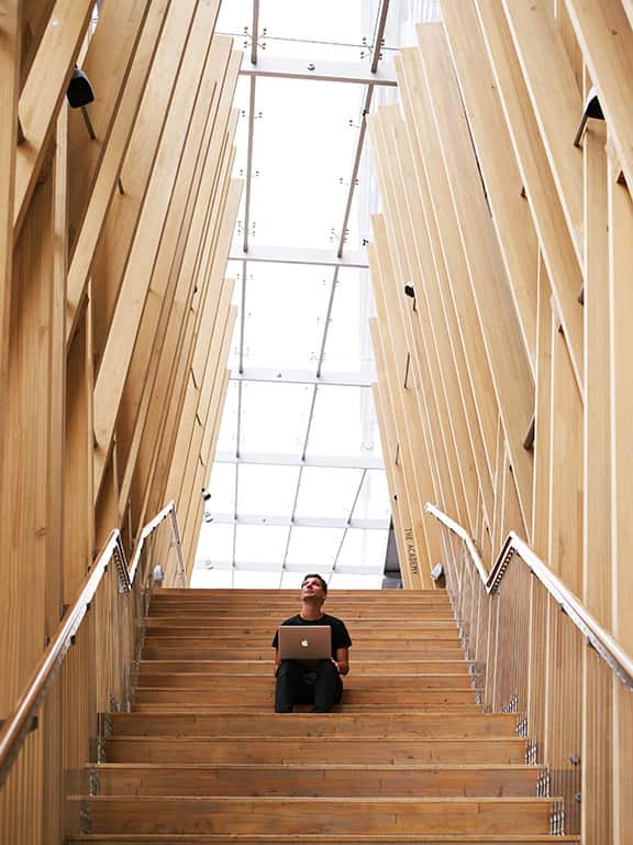 Academy-stairs-pichi