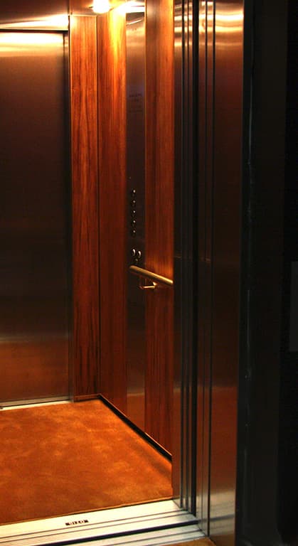 Control-Room-Lift-pichi