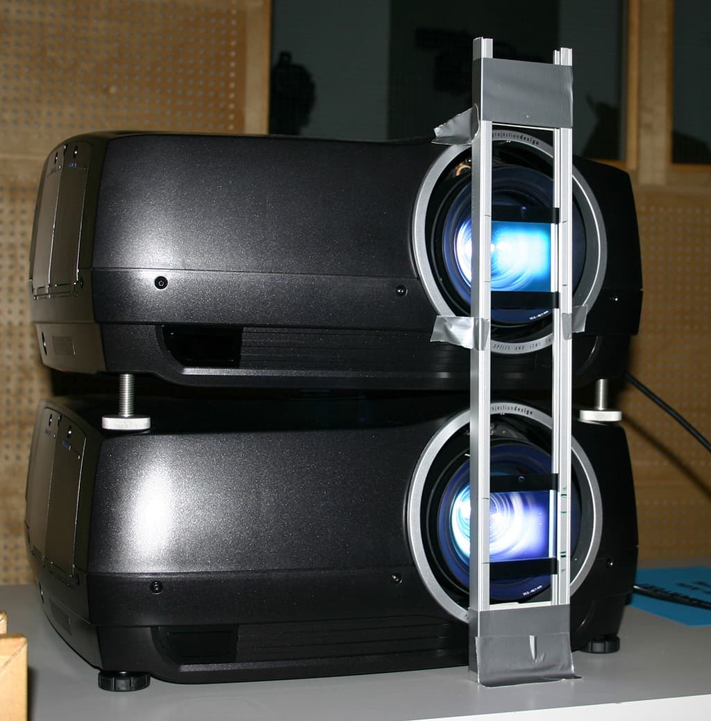 Passive-Stereoscopic-Projector-Pair-with-Filters-in-Place_Credit-to-ProjectionDesign-pichi