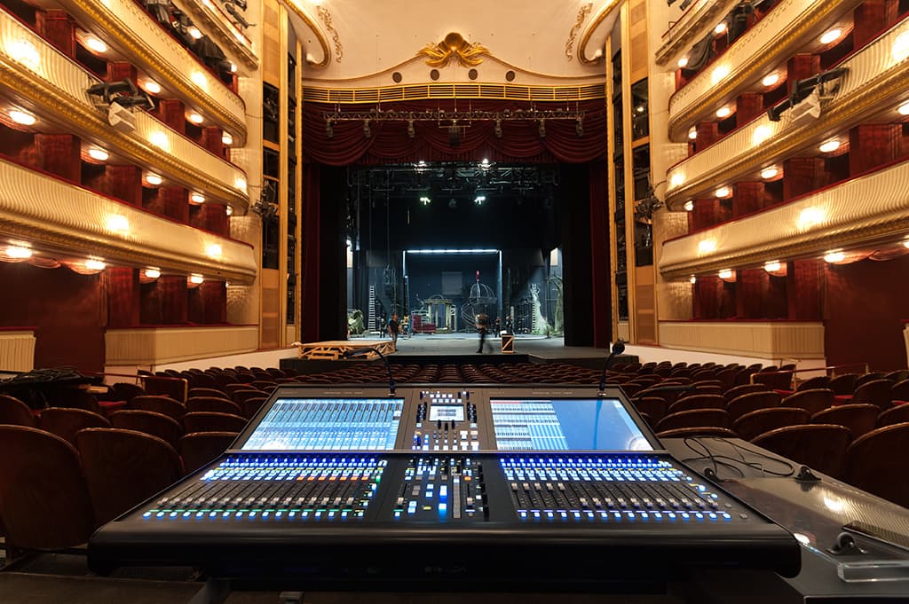 Tonanbteilung_Burgtheater_03-pichi