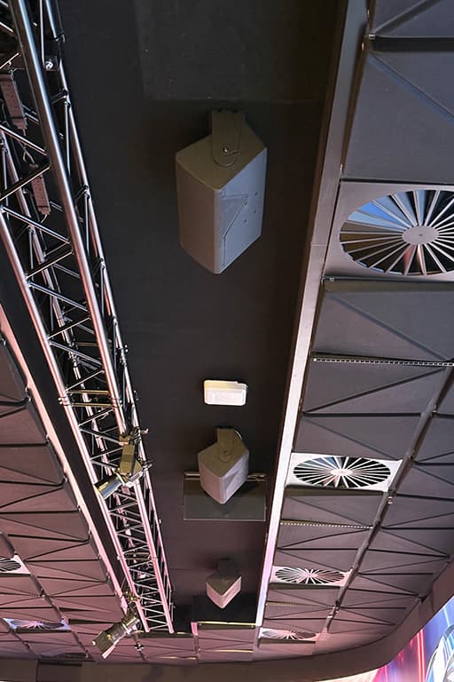 QSC-speakers2-pichi