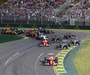 the pa people shot of formula 1 cars at albert park grand prix